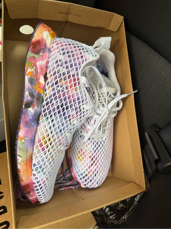 NOBULL Shoes - NOBULL White Mesh Trainers with Multicolor Floral-Outsole
